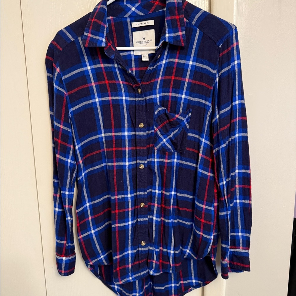 Women’s American Eagle Blue and Red Plaid Shirt